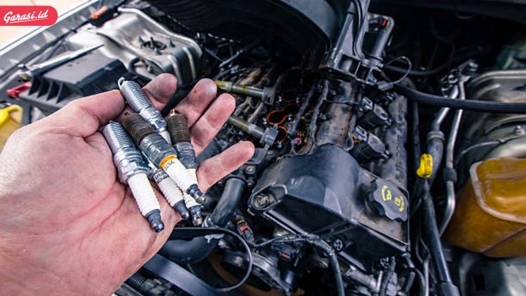 Memahami Ciri Ciri Busi Mobil Sudah Harus Diganti Panduan Lengkap Untuk Performa Optimal